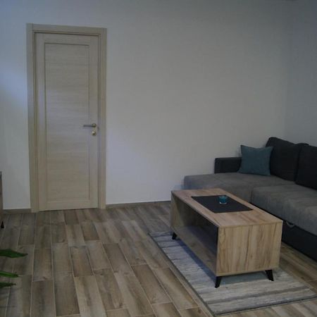 Apartman Una Carloviţ Exterior foto