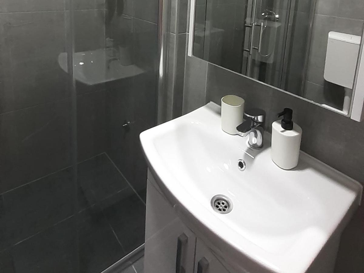 Apartman Una Carloviţ Exterior foto